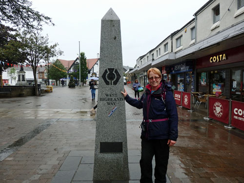 Sue at the starting point in Milngavie