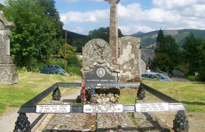 Rob Roys Grave in Scotland