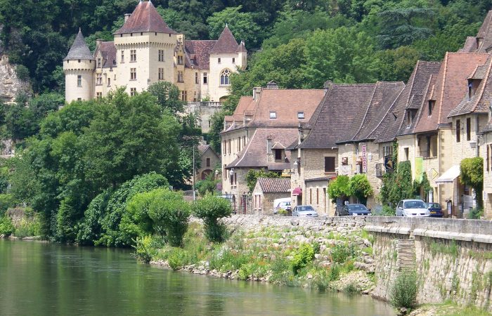 La Roque Gageac on Walking in the Dordogne