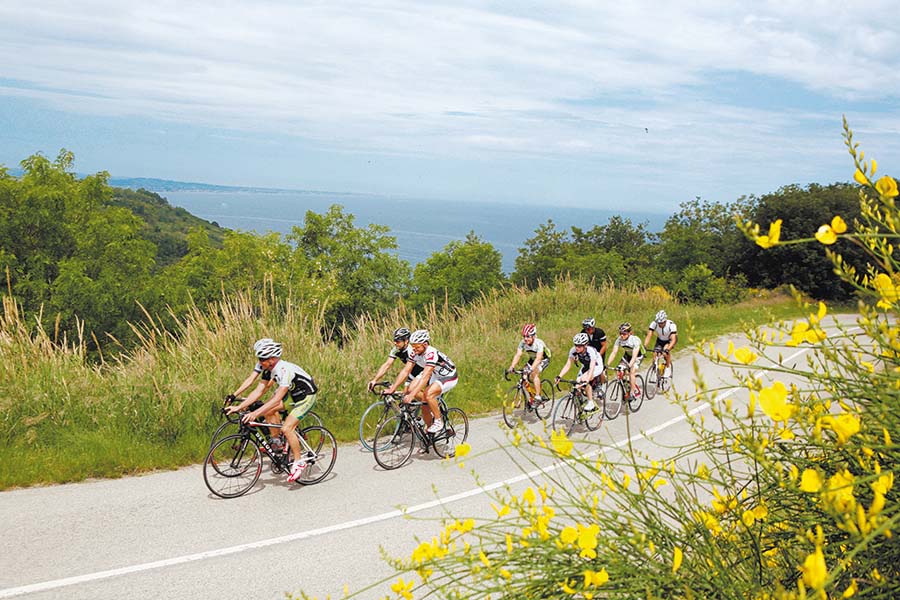 cycling along the Italian Coast